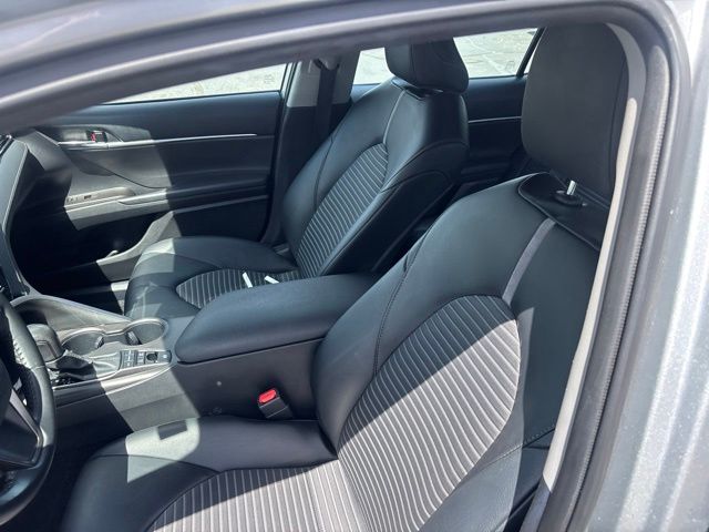 Used Car 2021 Toyota Camry Hybrid  Se For Sale Under $25,000 In San Antonio, Texas