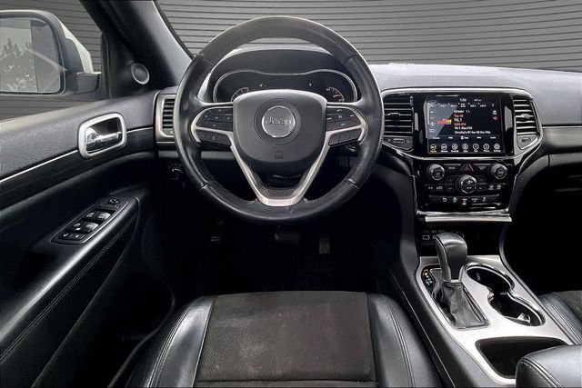 Used 2020 White Jeep Altitude image 8