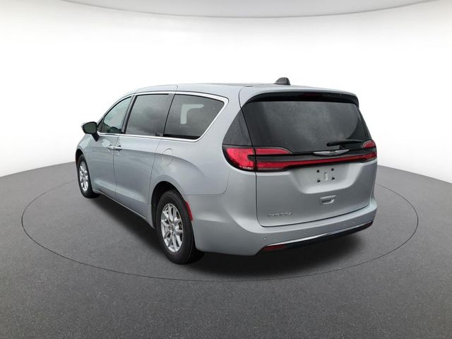 used 2023 Chrysler Pacifica car, priced at $23,790