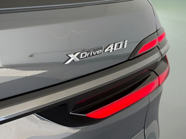 2026 BMW X7 40i - Photo 15