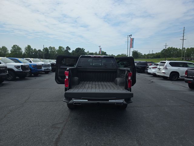 Used 2026 Black Chevrolet LTZ image 13