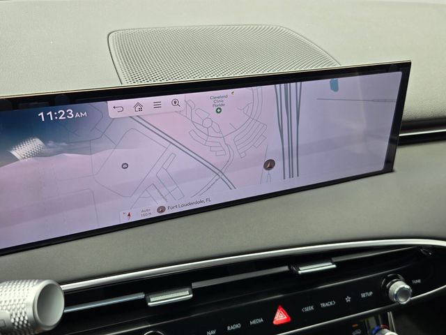 2027 Genesis Gv70