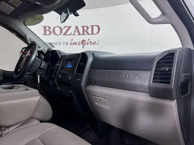 2019 Oxford White Ford Super Duty F-350 SRW XL 4X4 Truck