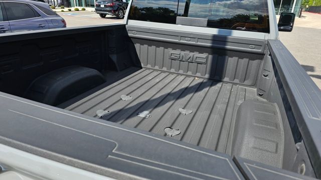 Thumbnail: 2025 GMC Sierra 2500 - 7
