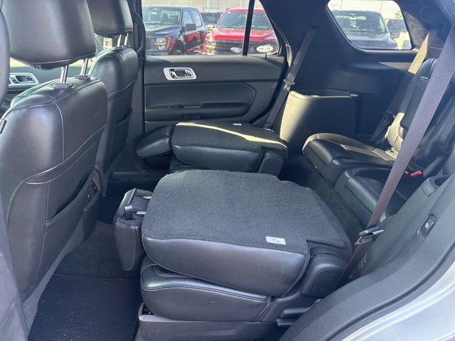 2011 Ford Explorer Limited photo 16