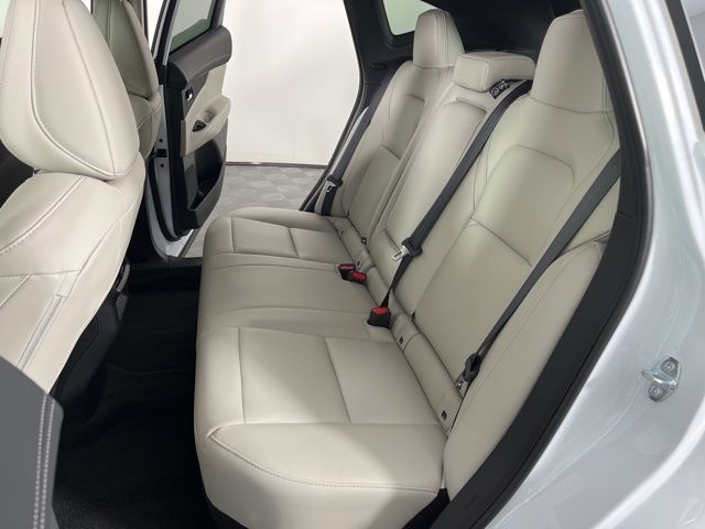 2025 Everest White Pearl Tricoat Nissan Murano SL AWD SUV