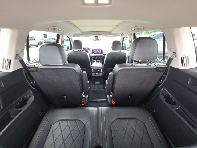 2024 Volkswagen Atlas 2.0T SEL Premium R-Line:169225A