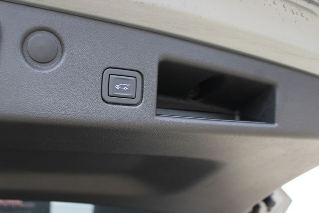 Used 2023 Gray Chevrolet RS image 34