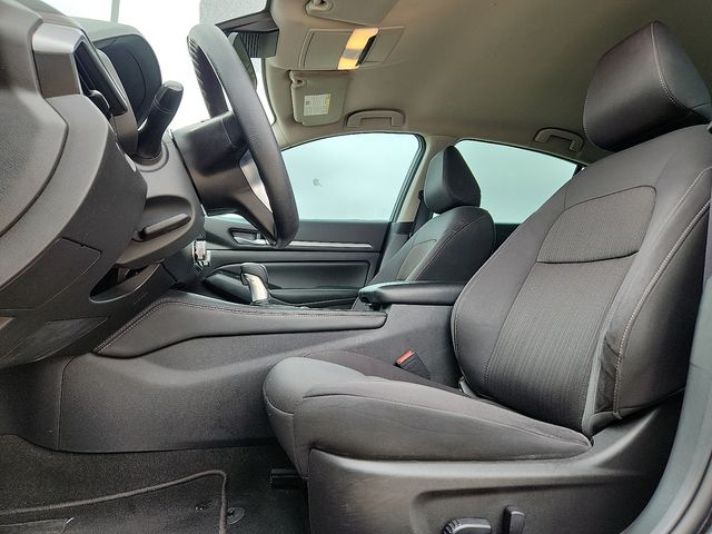 Used Car 2023 Nissan Altima  2.5 Sv For Sale Under $25,000 In Plainview, Texas