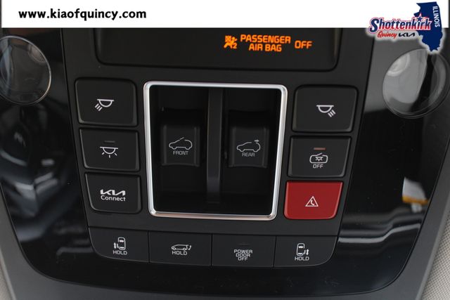 New 2026 Kia Carnival MPV Van