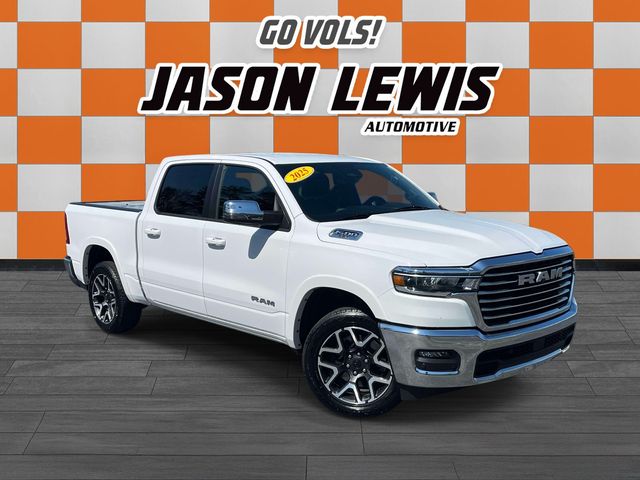 2025 RAM 1500 Laramie Crew Cab 4WD