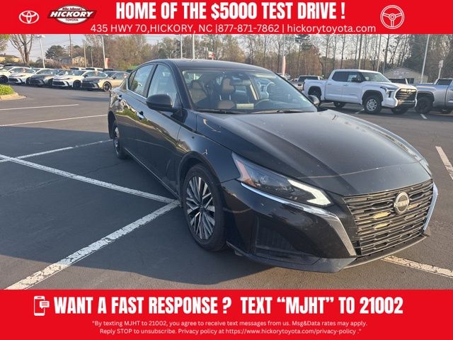 2024 Nissan Altima 2.5 SV FWD