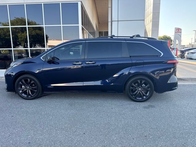 Used 2021 Toyota Sienna Van