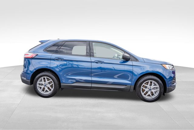 2022 Ford Edge SE 8