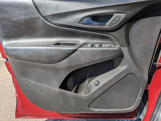2020 Chevrolet Equinox LT photo