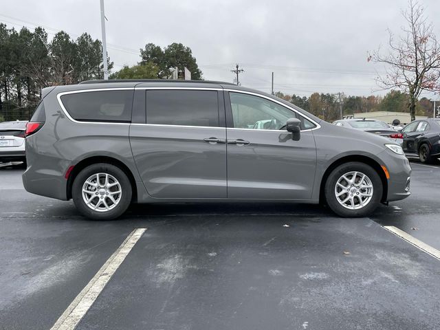 2022 Chrysler Pacifica Touring L 11