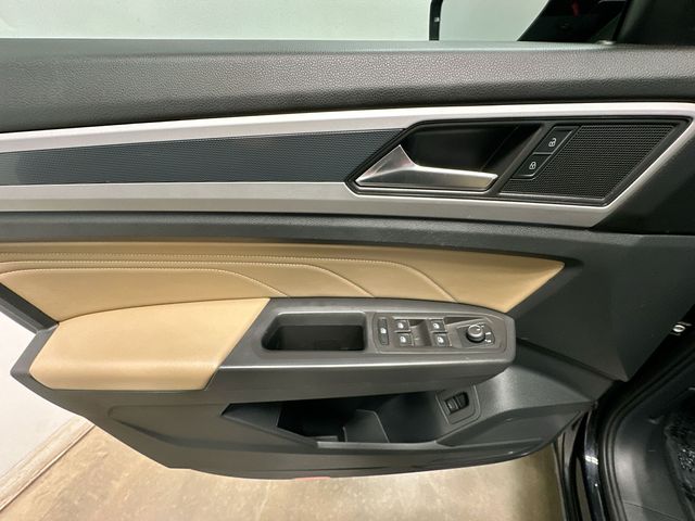 2023 Volkswagen Atlas Cross Sport 2.0T SEL R-Line Black at Sutliff Volkswagen