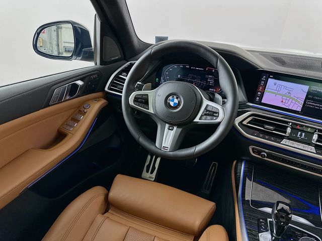 2022 BMW X7 M50i 24