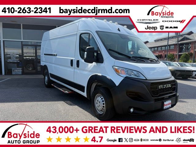 Bright White Clearcoat 2025 RAM ProMaster Van 9-Speed Automatic