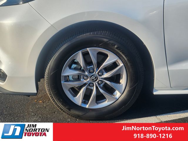 Used 2026 Toyota Sienna Van