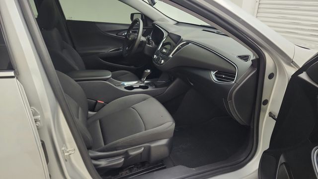 2020 Chevrolet Malibu LT Silver at Emmons Autoplex