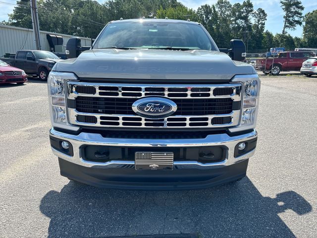 New 2025 Avalanche Ford F-350® XLT image 2