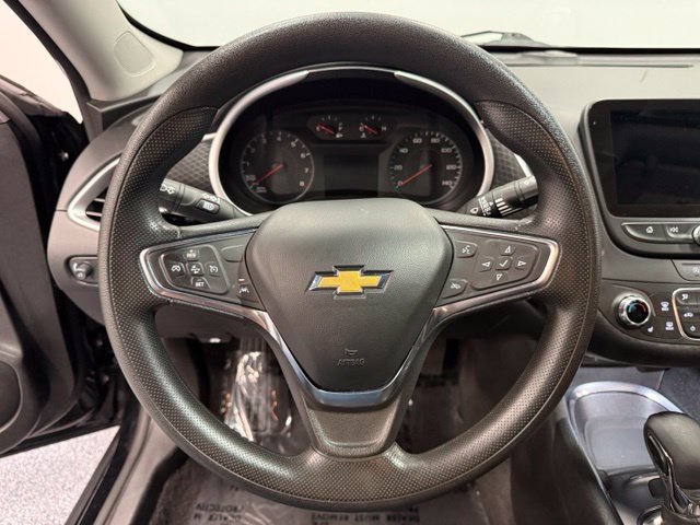 Used 2025 Black Chevrolet LT image 17