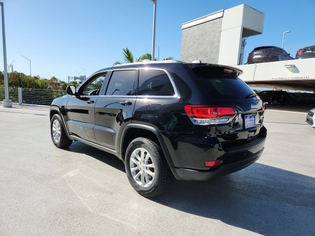 2021 Jeep Grand Cherokee Laredo E 12