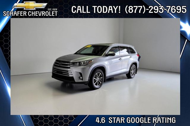 Celestial Silver Metallic 2019 Toyota Highlander SUV / Crossover 8-Speed Automatic