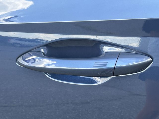 Used 2025 Blue Hyundai SEL Convenience image 44