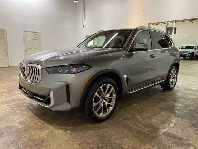 Gray Metallic 2026 BMW X5 sDrive40i SUV / Crossover Rear-Wheel Drive 8-Speed Automatic