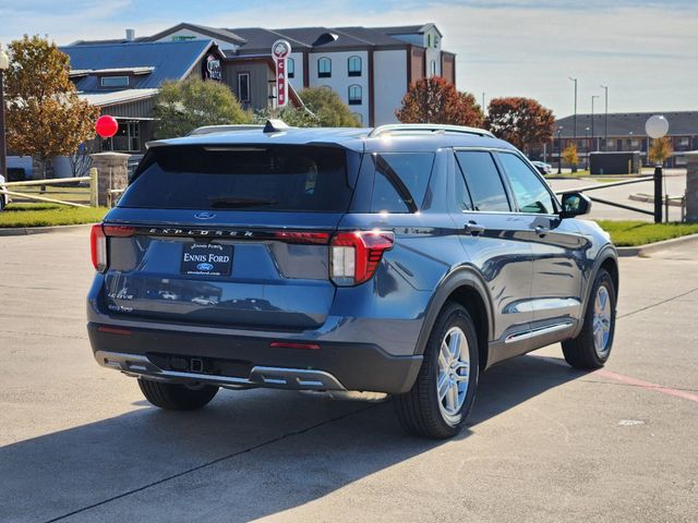 2025 Ford Explorer Active 8