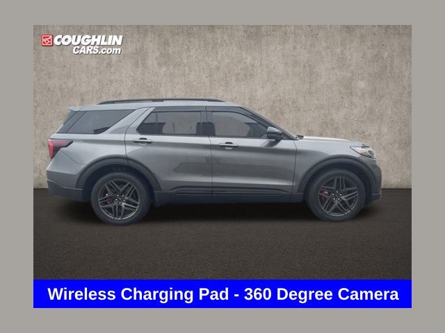 2025 Ford Explorer ST-Line AWD
