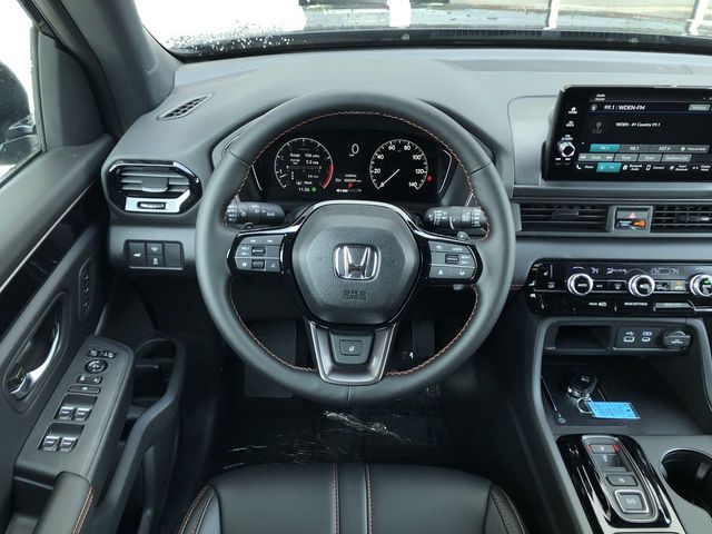 used 2025 Honda Pilot car, priced at $46,798