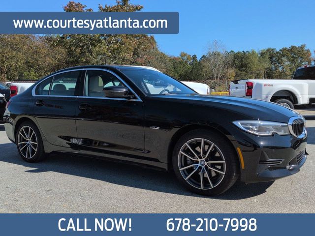 2022 BMW 3 Series 330e xDrive Hybrid Plug-in AWD