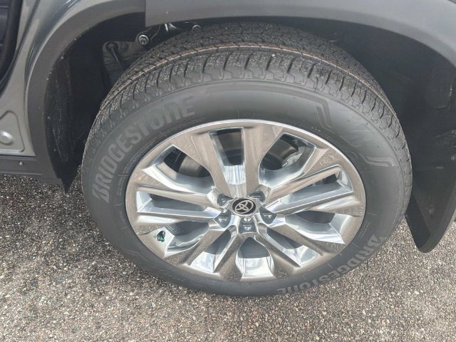 New 2026 Toyota Highlander SUV