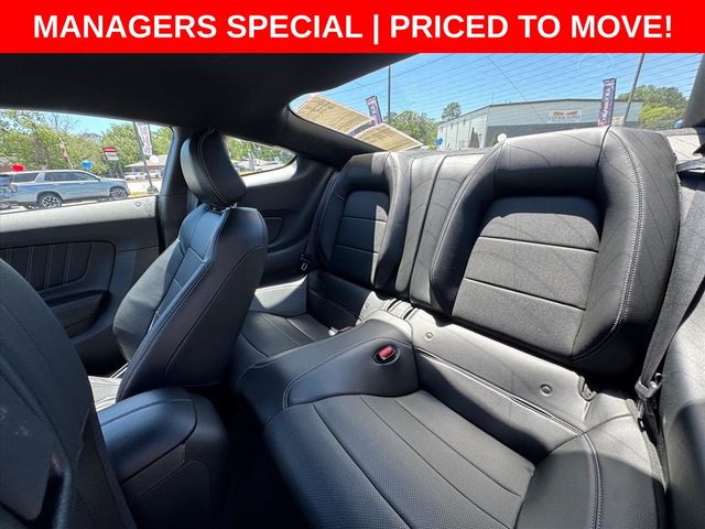 Used 2022 Red Ford GT Premium image 20