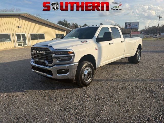2026 RAM 3500 Tradesman Crew Cab LB DRW 4WD