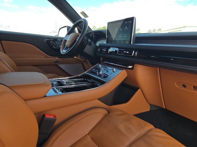 2023 LINCOLN Aviator Black Label:168952A