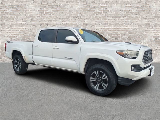 Super White 2018 Toyota Tacoma Pickup Truck 4X2 6-Speed Automatic