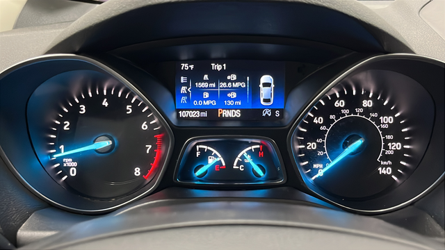 Used 2019 Sea Green Ford SEL image 16