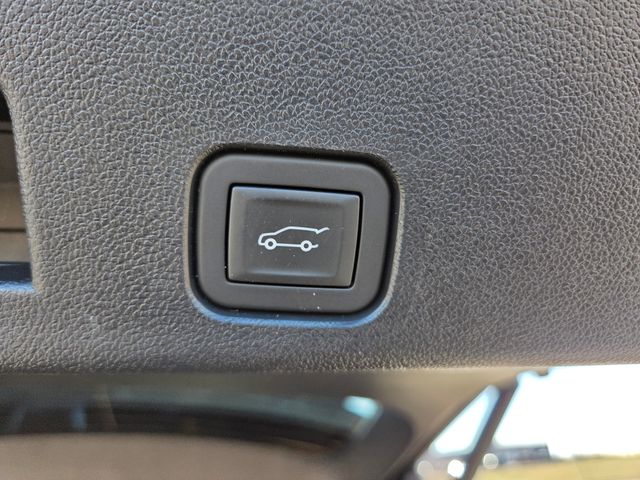 2025 GMC Acadia AWD Denali