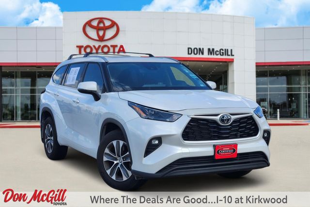 2026 Toyota Highlander XLE Beige at Don McGill Toyota