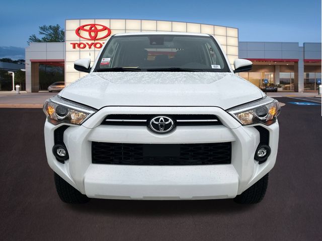 2024 Toyota 4Runner SR5 24