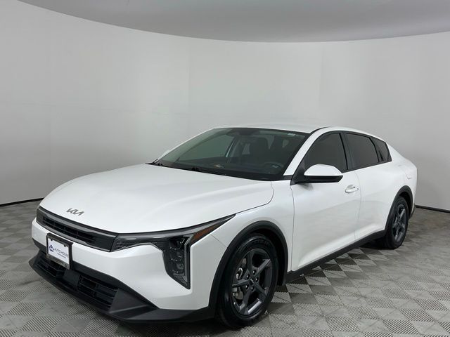 229432025 Kia K4 LXS