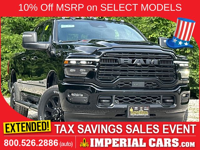 Diamond Black Crystal Pearlcoat 2026 RAM 2500 Pickup Truck Four-Wheel Drive 8-Speed Automatic