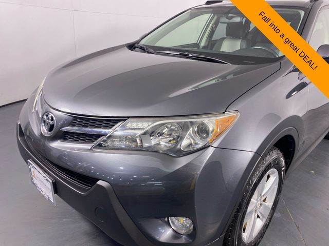 2014 Toyota RAV4 XLE 28