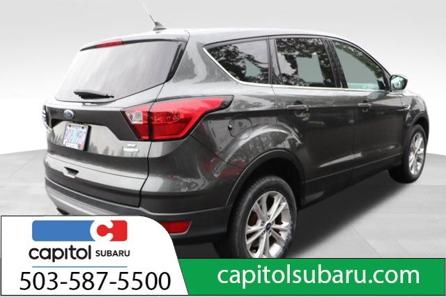 2019 Ford Escape SE 21