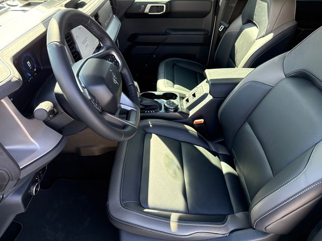 New 2025 White Ford Outer Banks image 21