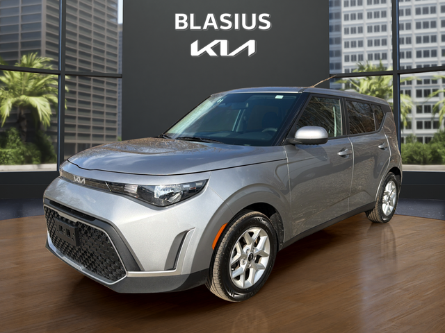 Steel Gray 2024 Kia Soul SUV / Crossover Front-Wheel Drive Continuously Variable Transmission
